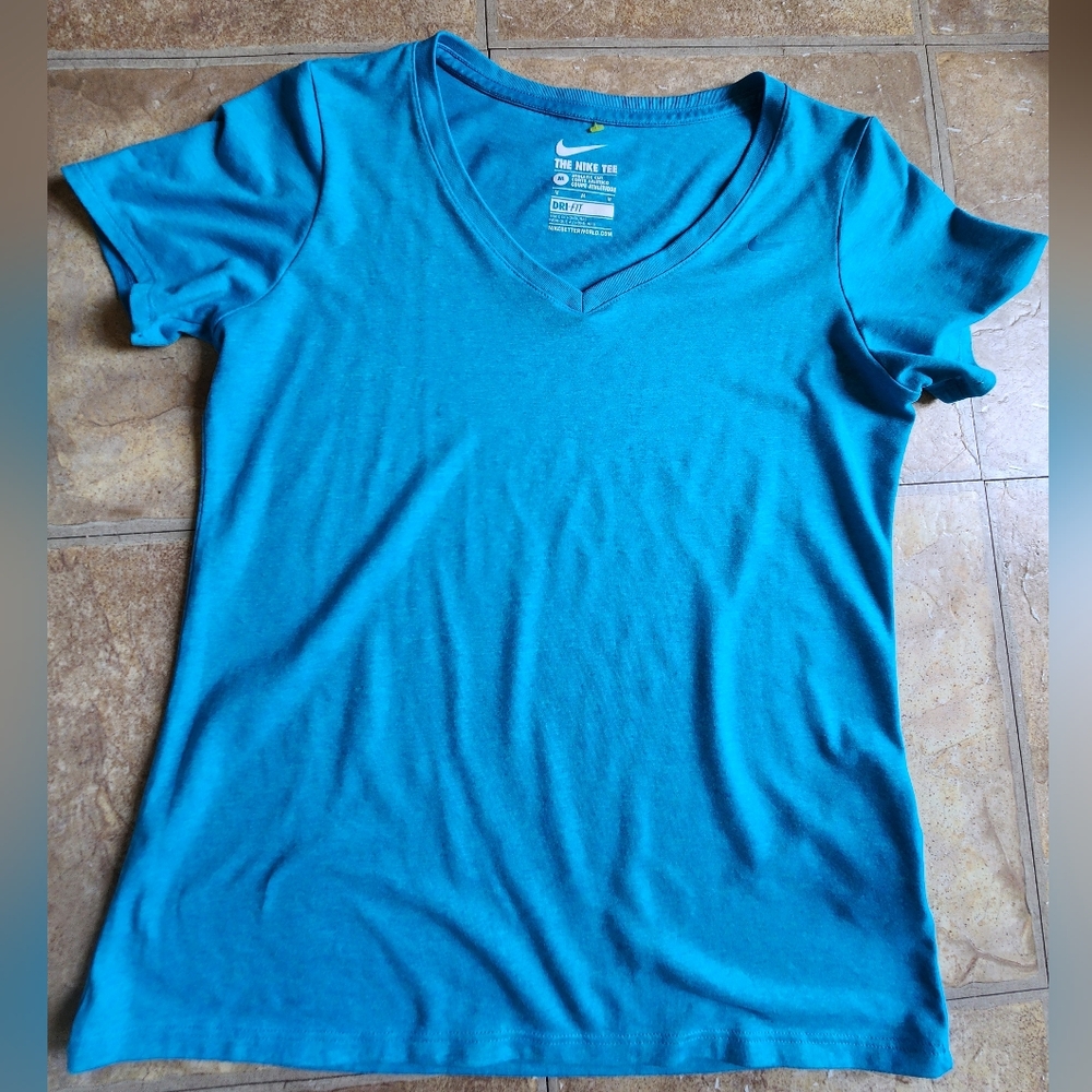 Nike Tee M Athletic Cut NWT